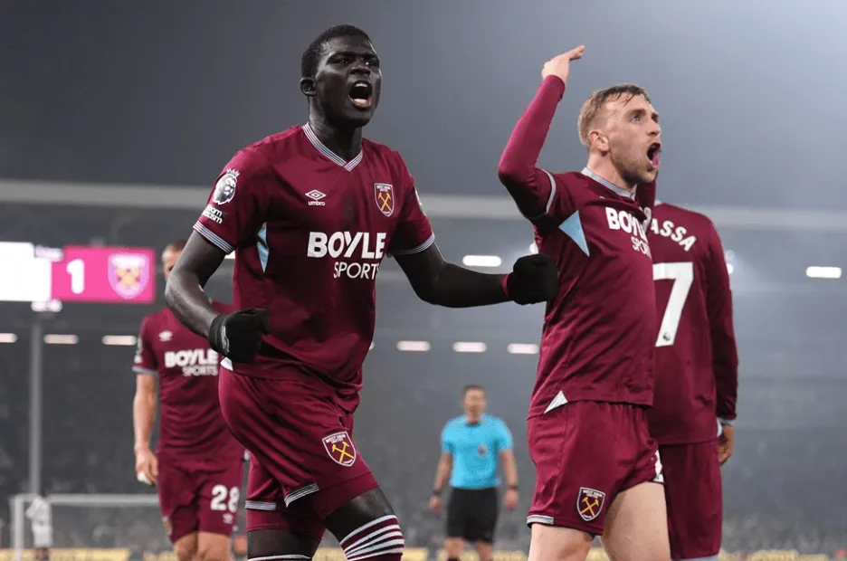 开云体育-赢下富勒姆后西汉姆球迷高唱：热刺，我们来找你了！