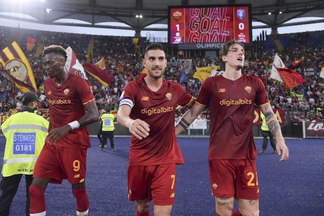 开云体育-佩莱格里尼高调续约 四代目爆发穆里尼奥功不可没