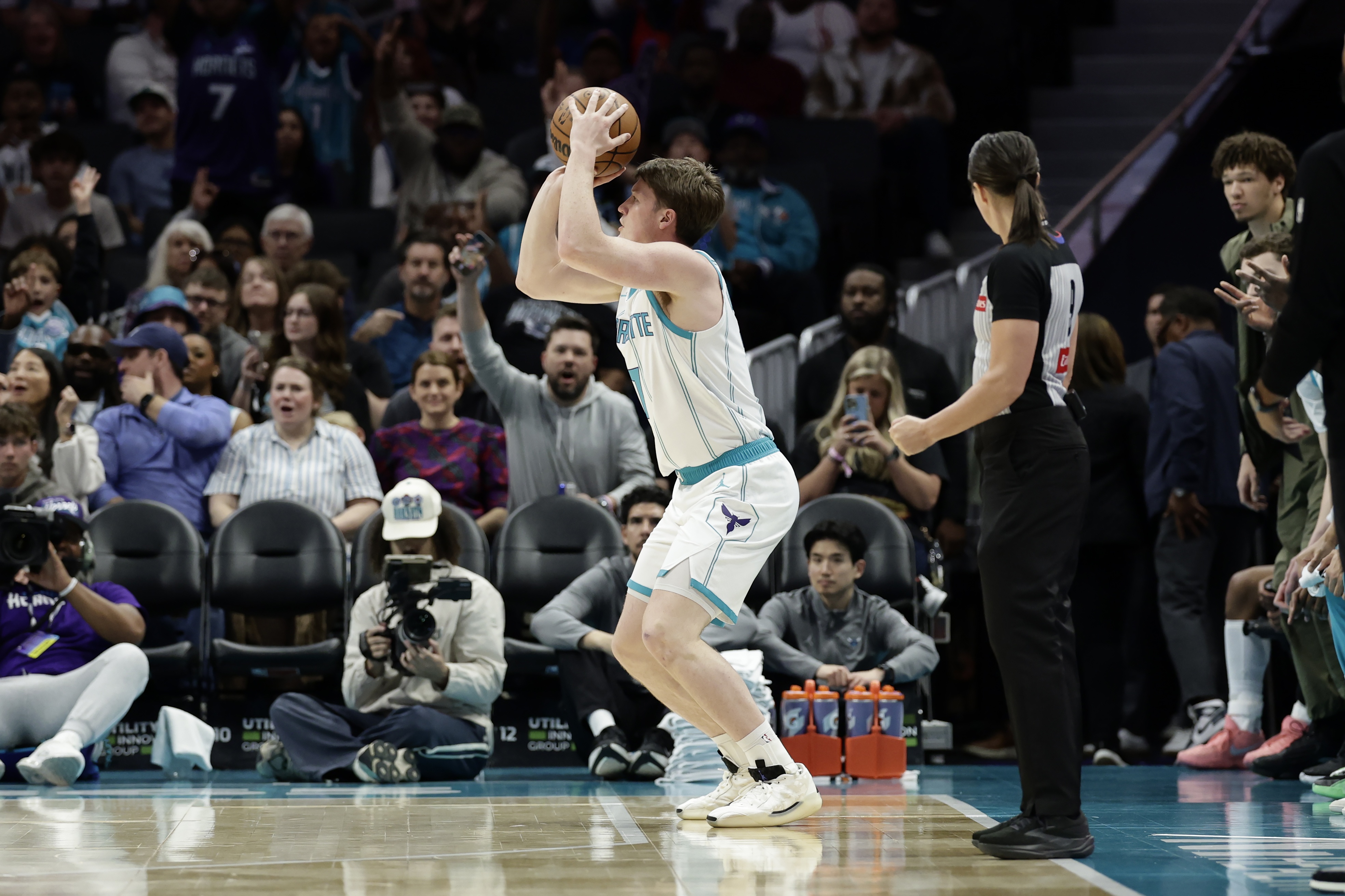 开云官网-最近几场略迷！克尼佩尔出战25分钟 12中4&amp;三分3中0拿8分7板